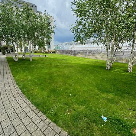 Modern Apt Cardiff City Centre - Prime Location Exterior photo
